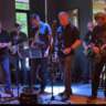 Live Music: the Manneken Pistols