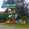 Parque Las Cuadras Stroll